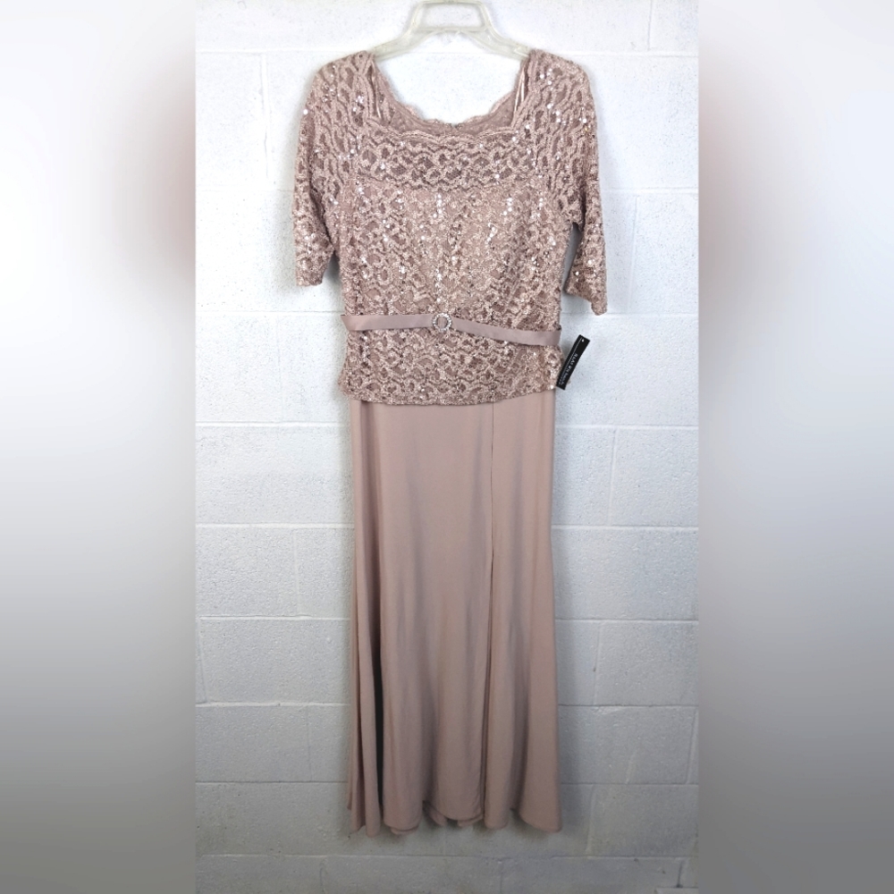 R&M Richards Sz8 Blush Short Sleeve Evening Dress